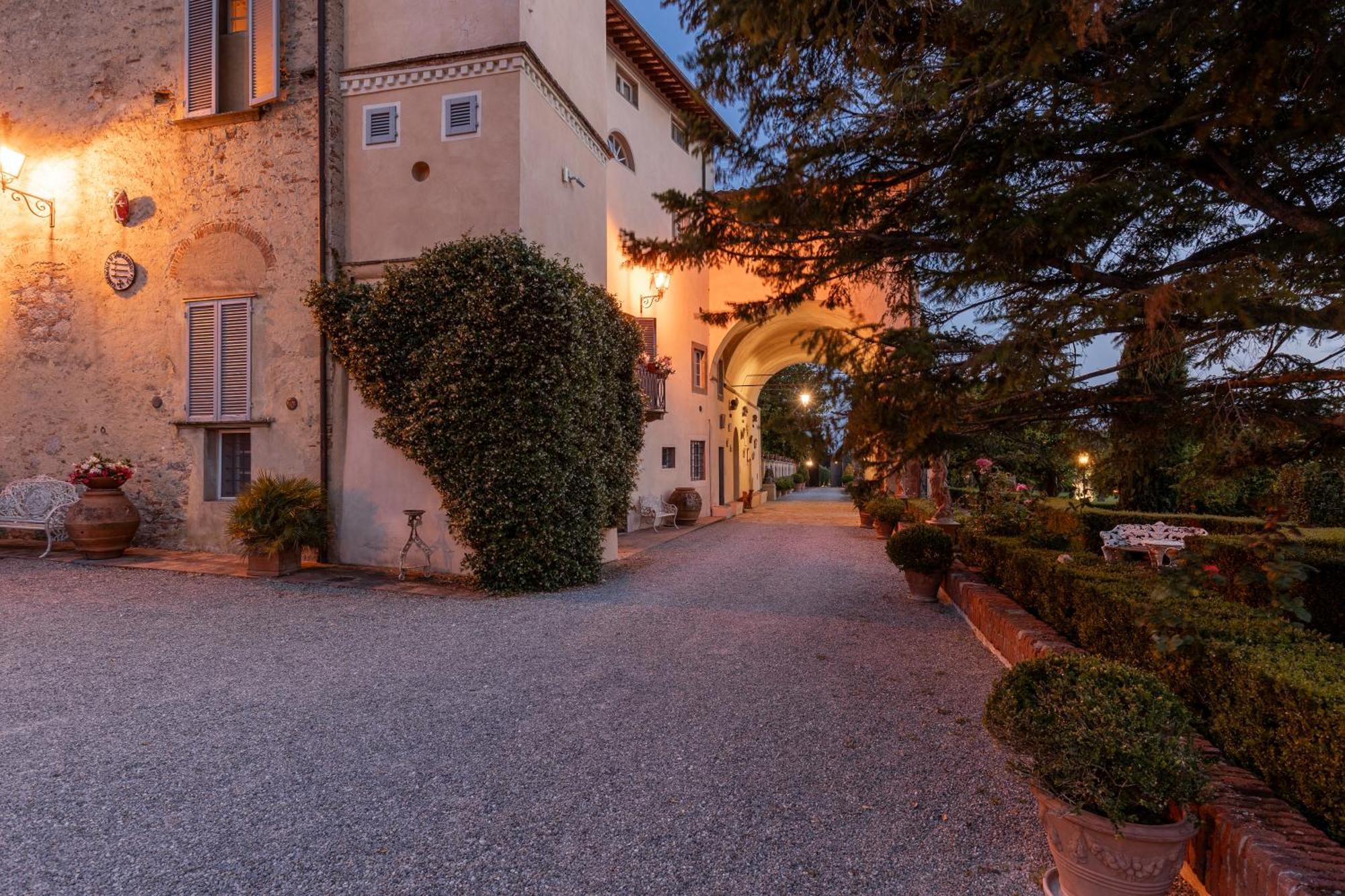 Villa Scorzi - Relais De Charme (Adults Only) Calci Exterior photo
